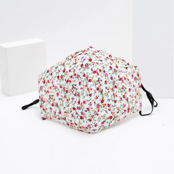 Ditsy Floral Face Mask - Picture 8 of 11
